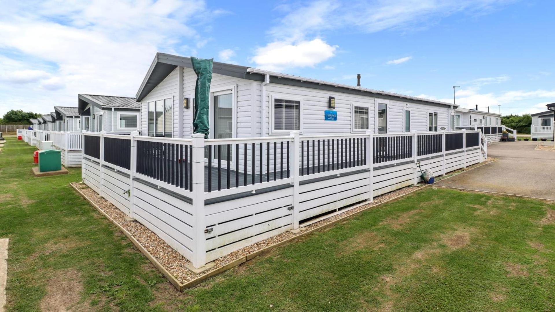33 Beach Retreat Lodge Pevensey Bay Holiday Park Exterior photo