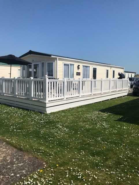 33 Beach Retreat Lodge Pevensey Bay Holiday Park Exterior photo